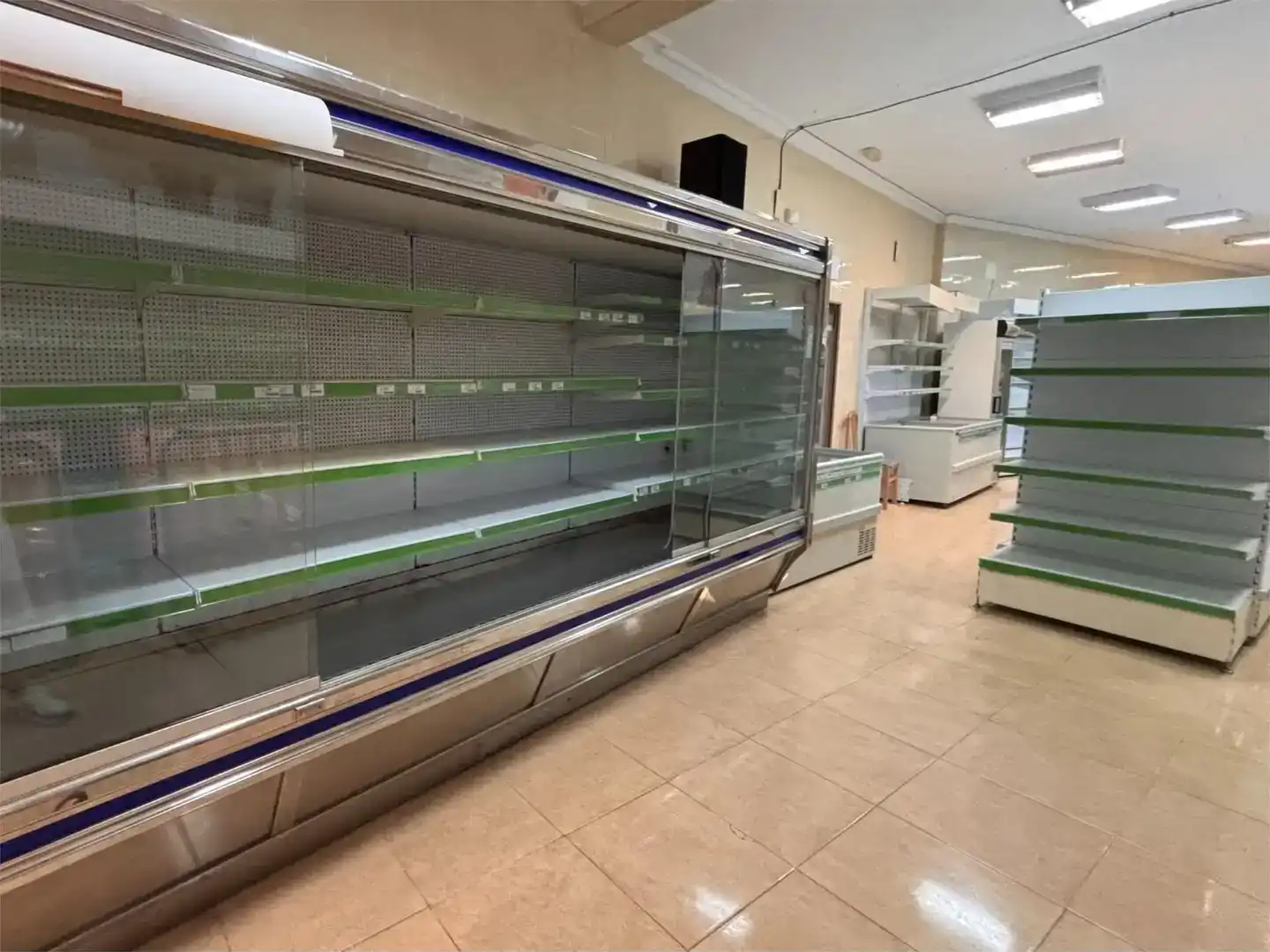 Local de alquiler en Barrax con Aire acondicionado y Amueblado