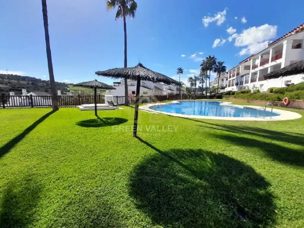Garten von Wohnung zum Verkauf in La Alcaidesa mit Klimaanlage, Heizung und Terrasse