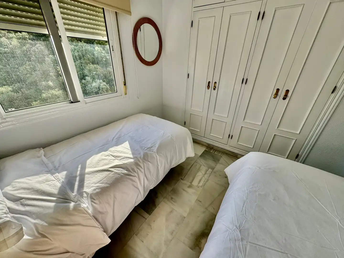 Habitación de Apartamento en venta en Fuengirola con Aire acondicionado, Terraza y Amueblado