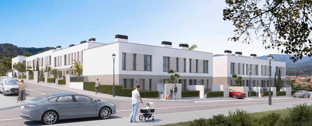 Casa-adosada en Venta en Avenida de La Calera en Jardines de Alhaurín - Huerta Alta - Fuensanguínea