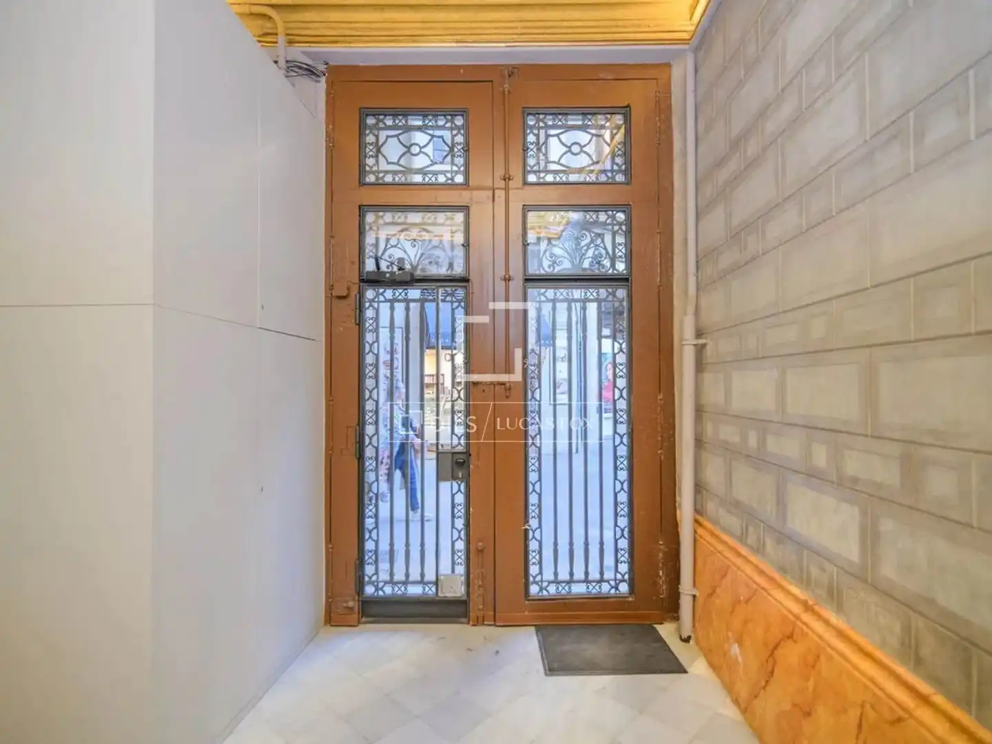 Piso en venta en Barcelona con Terraza y Balcón