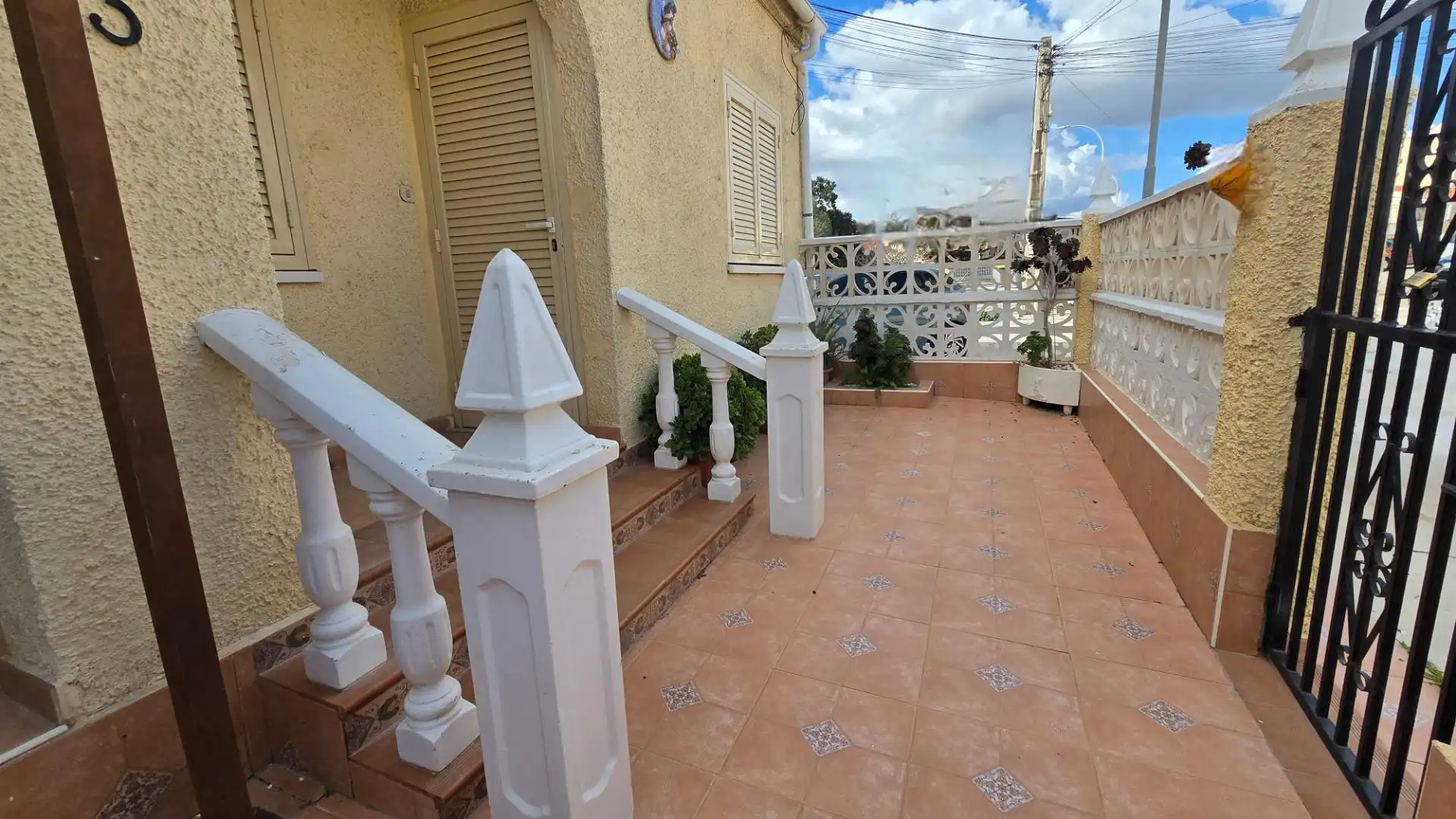 Vista exterior de Casa adosada en venta en San Fulgencio con Aire acondicionado, Calefacción y Terraza