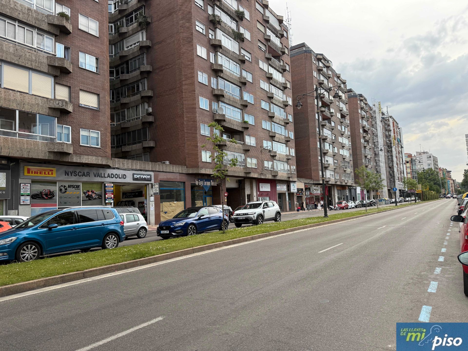 Exterior view of Flat for sale in Valladolid Capital  with Heating, Parquet flooring and Terrace