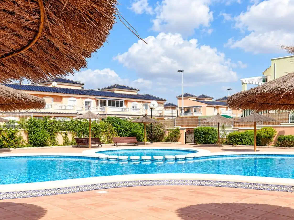 Vista exterior de Apartament en venda en Gran Alacant