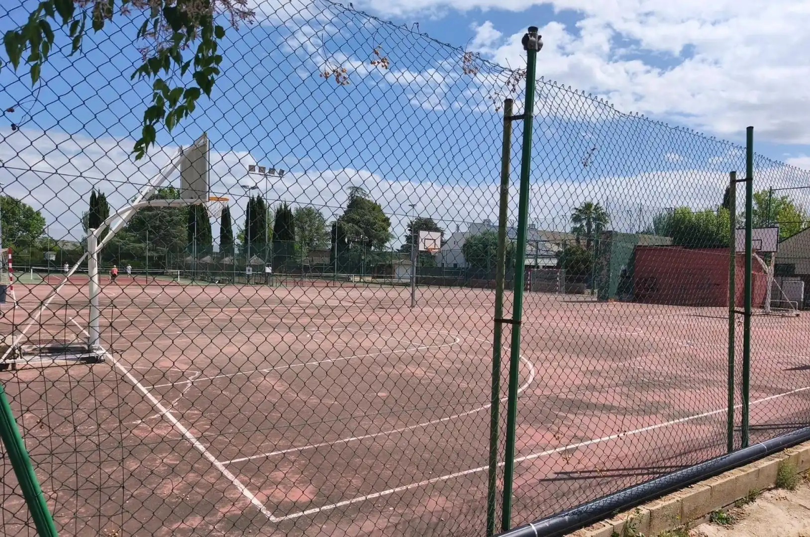 Parking of Attic for sale in Zaragoza  with Air Conditioner, Terrace and Balcony