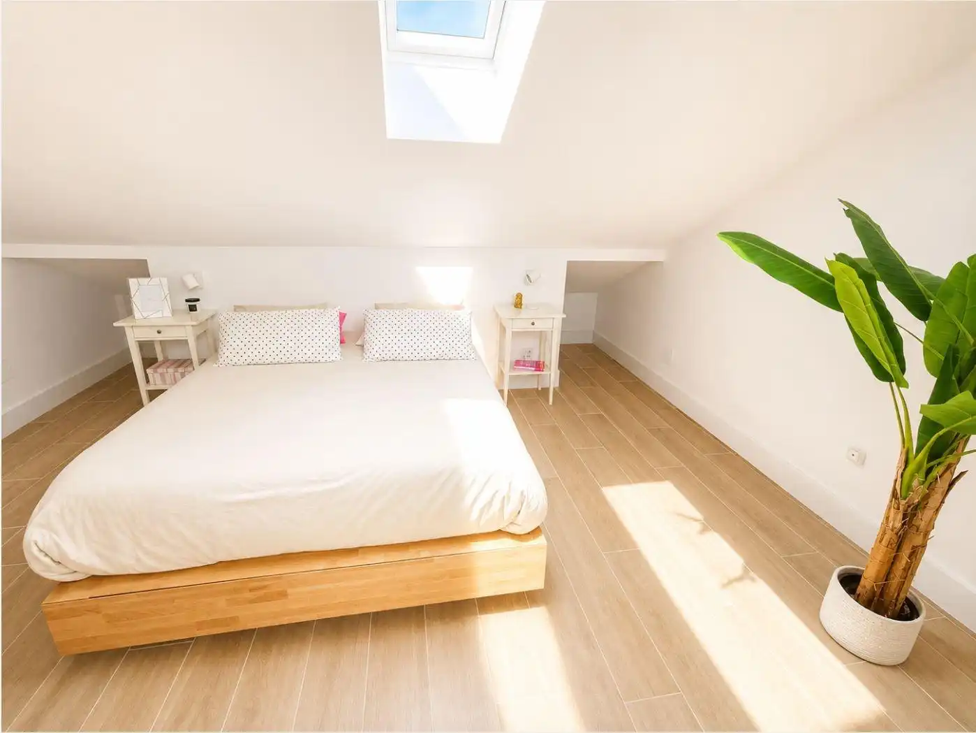 Habitación de Casa adosada en venta en Polanco con Calefacción, Jardín privado y Terraza