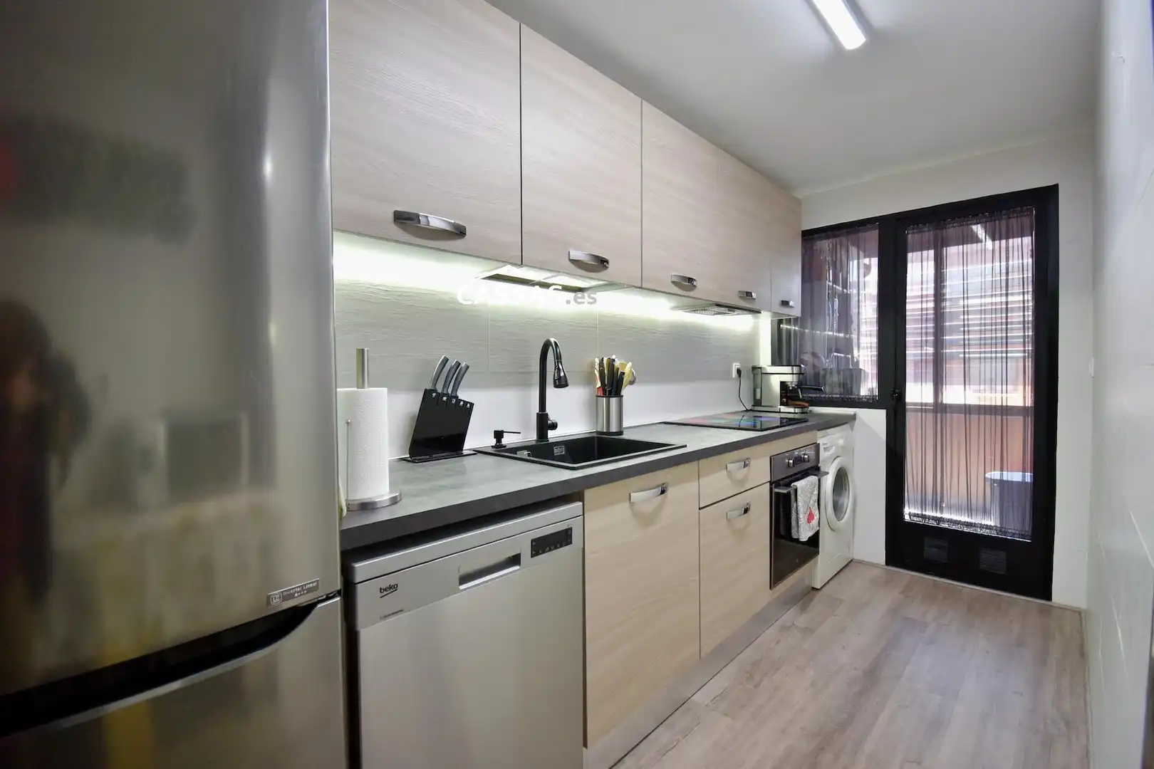 Kitchen of Flat for sale in Torrejón de Ardoz  with Air Conditioner, Heating and Parquet flooring