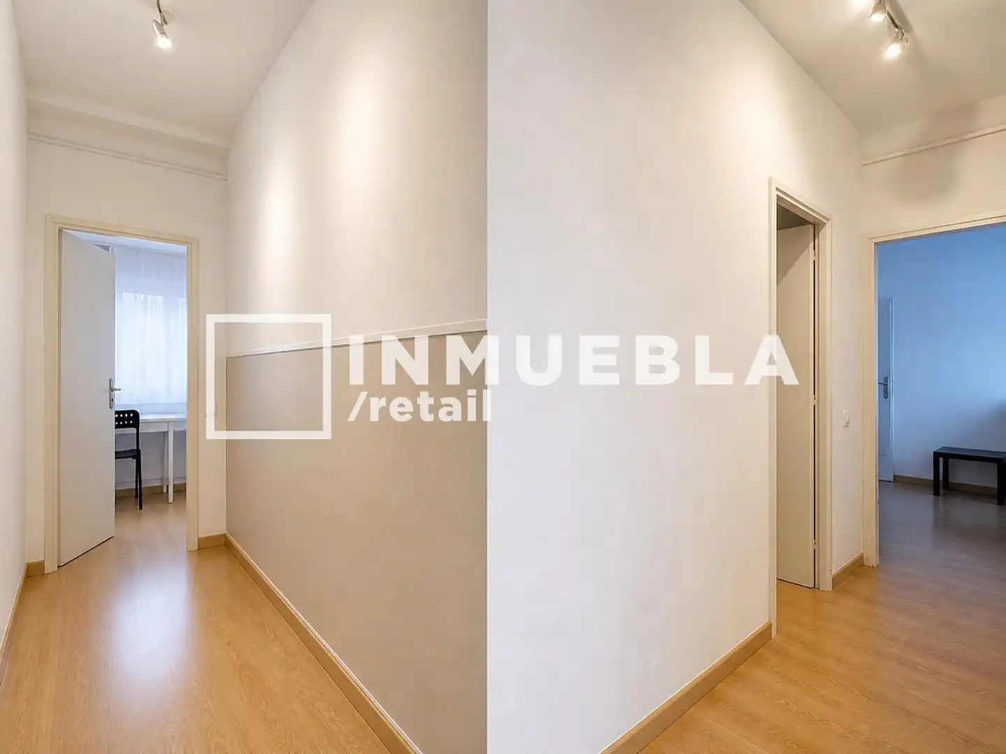 Schlafzimmer von Wohnung zum Verkauf in Barcelona mit Heizung, Parkett und Terrasse