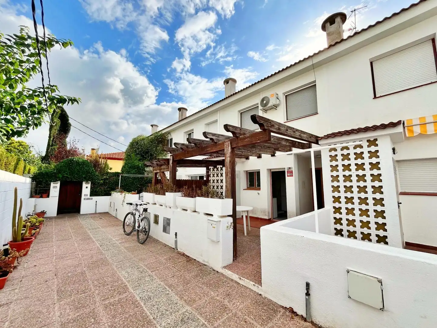 Villa mit Pool zum Verkauf in Platges