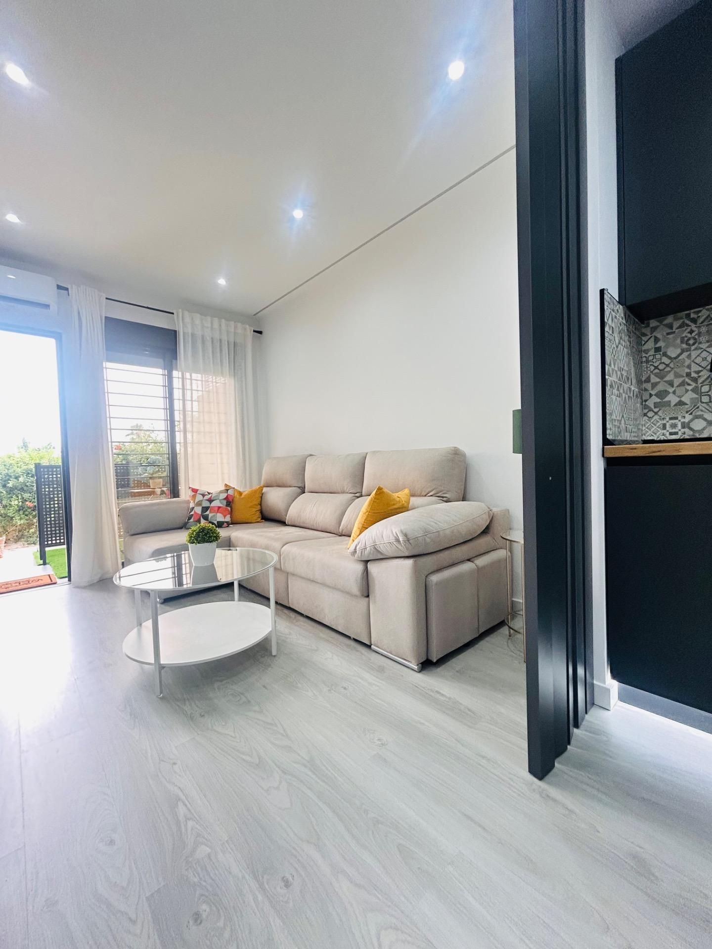 Sala de estar de Loft de alquiler en  Murcia Capital con Aire acondicionado y Terraza
