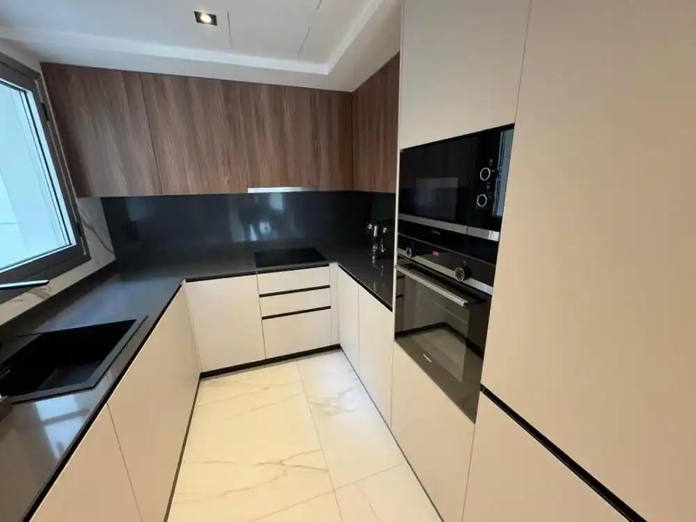 Cocina de Apartamento de alquiler en Marbella con Aire acondicionado, Terraza y Piscina