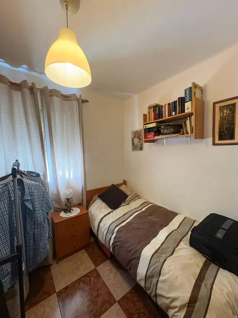 Habitación de Piso en venta en Sevilla