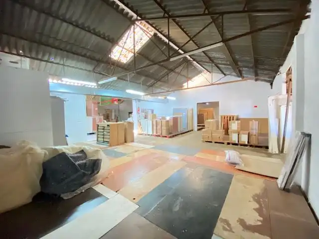 Nave industrial en venta en Badajoz