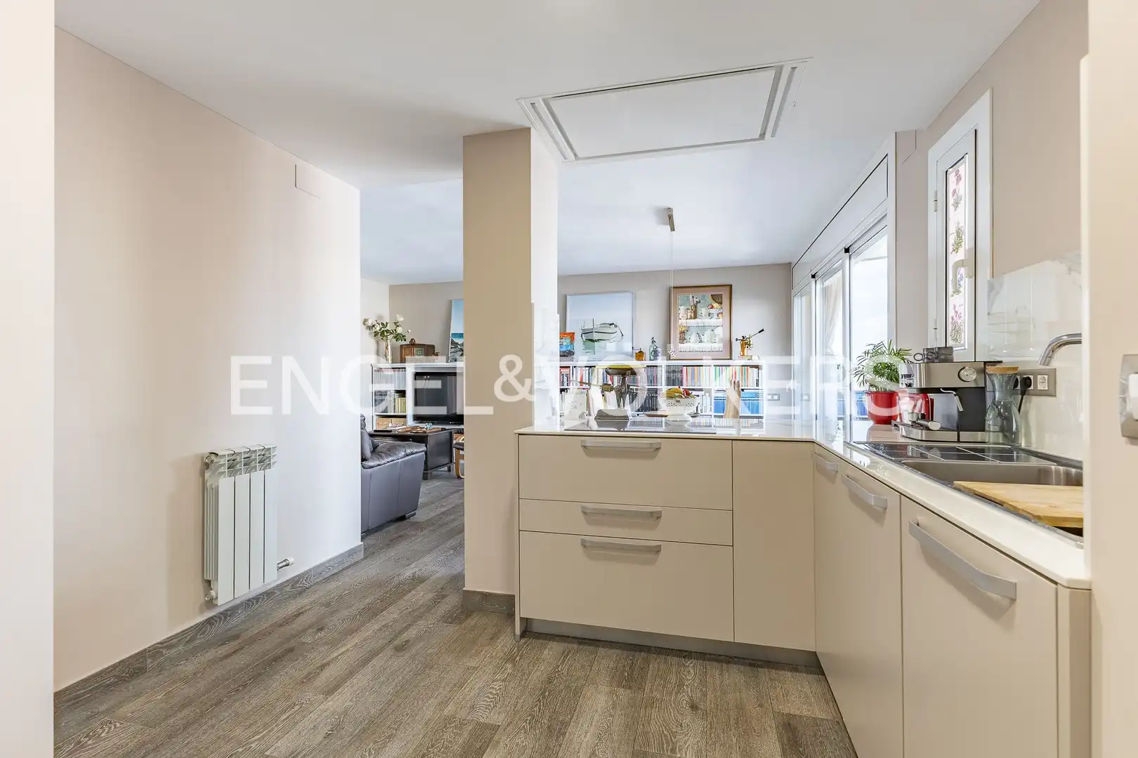 Cocina de Piso en venta en Sabadell con Aire acondicionado, Calefacción y Jardín privado