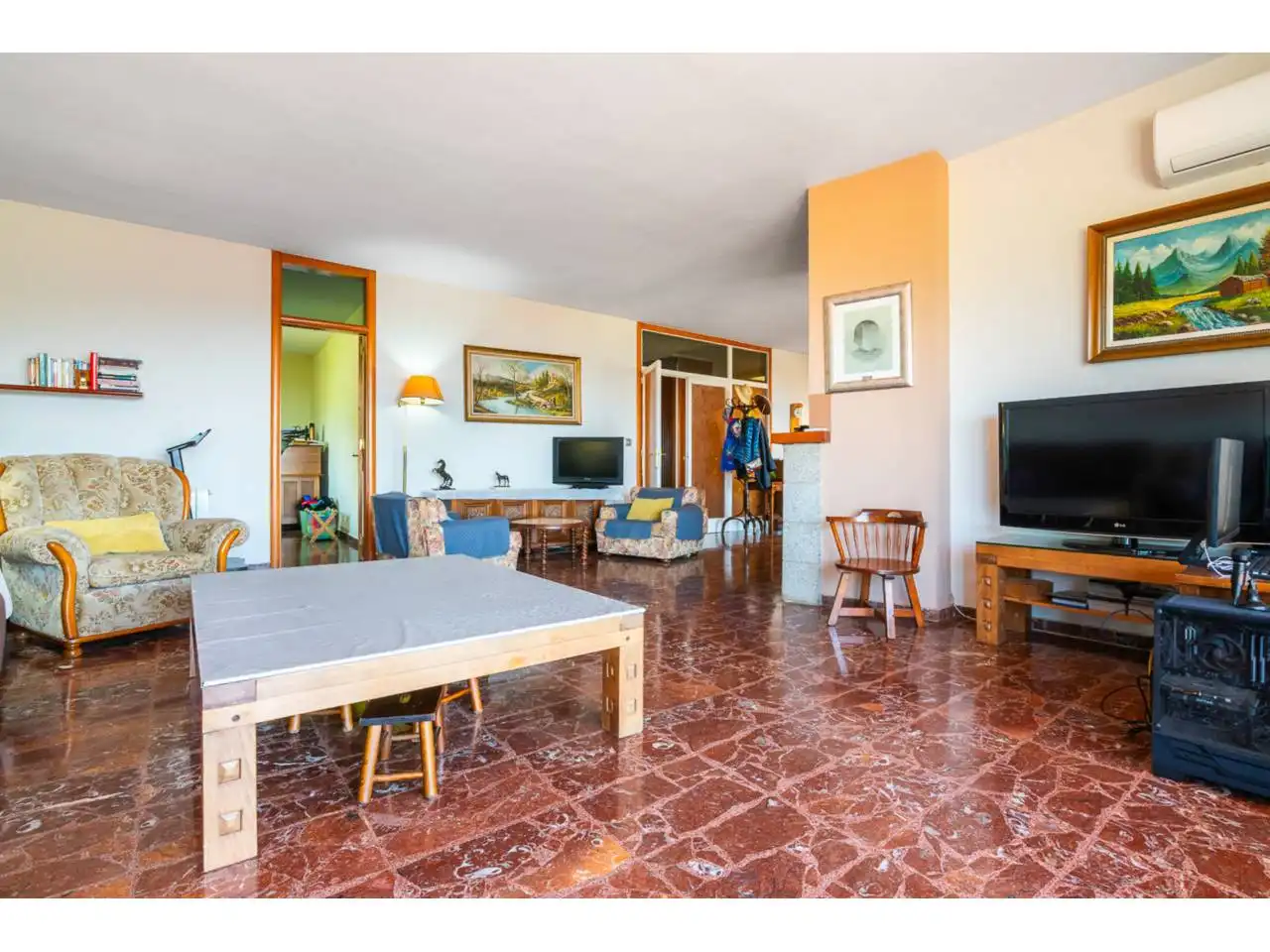 Sala d'estar de Finca rústica en venda en Argentona amb Aire condicionat, Calefacció i Jardí privat
