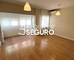 Bedroom of Flat to rent in Getafe  with Air Conditioner and Terrace