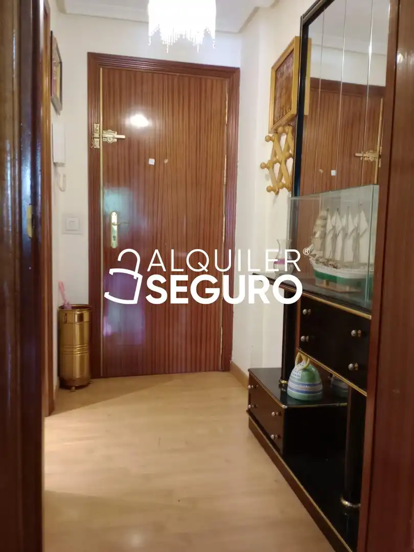 Piso de alquiler en Idioma Esperanto, Pueblo Nuevo