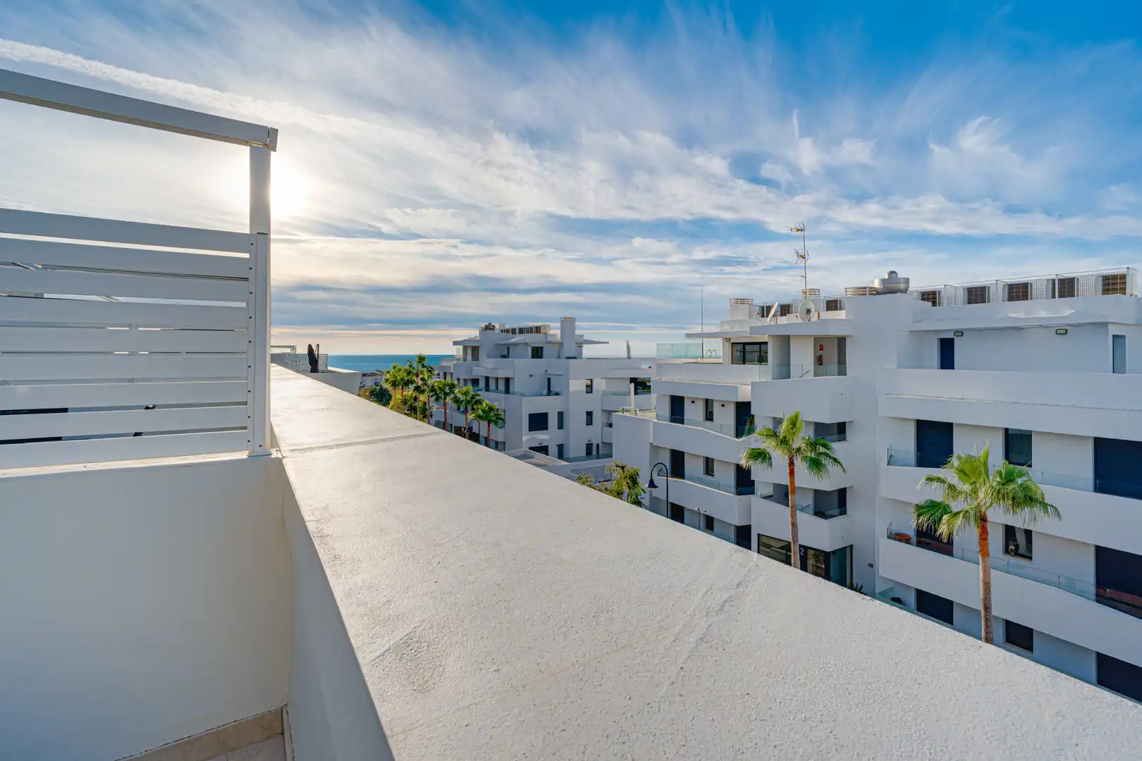 Vista exterior de Casa adosada en venta en Mijas con Aire acondicionado, Jardín privado y Terraza