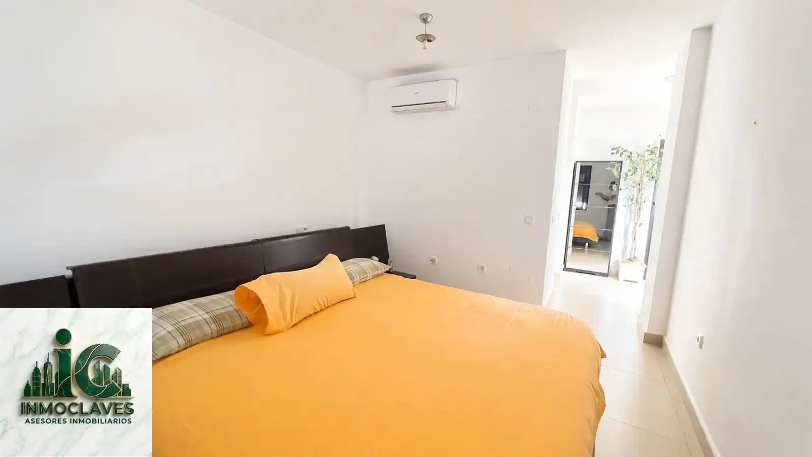 Bedroom of Detached homes for sale in Algeciras  with Air Conditioner, Heating and Private garden