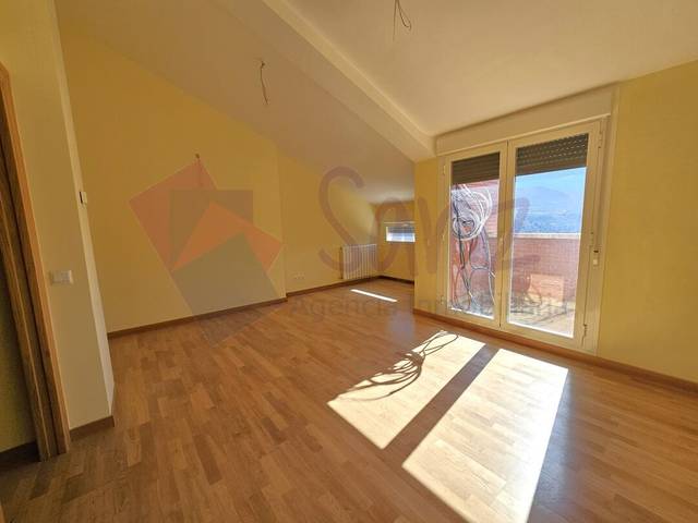 Apartamento en Venta en Travesía Estrecha en Ribafrecha