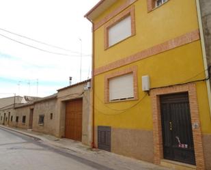 Vista exterior de Dúplex en venda en Membrilla amb Piscina comunitària