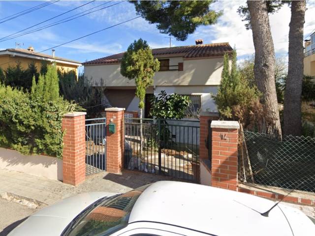 Casa-chalet en Venta en Calle Pinar en Segur de Calafell