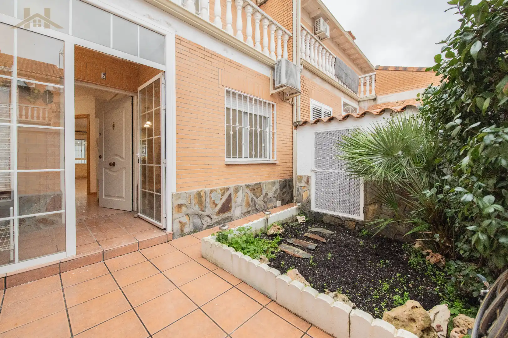 Exterior view of Detached homes for sale in Yeles  with Air Conditioner, Heating and Private garden