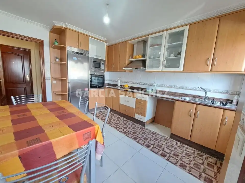 Apartament amb ascensor en venda a Lugar Escarabote, imagen 2
