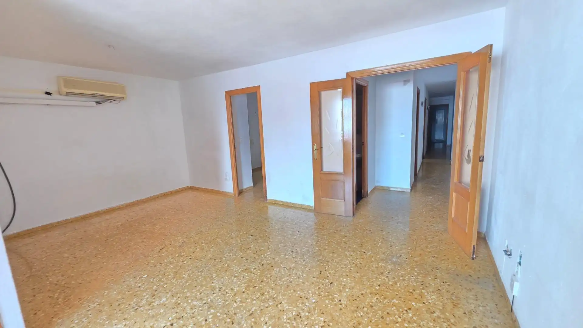 Flat for sale in MESTRE SERRANO, Centro Ciudad