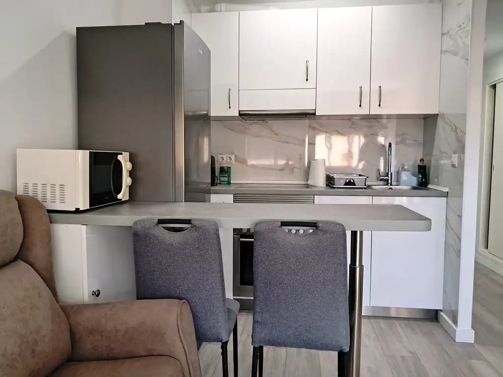 Küche von Wohnung zum Verkauf in El Ejido mit Klimaanlage und Möbliert