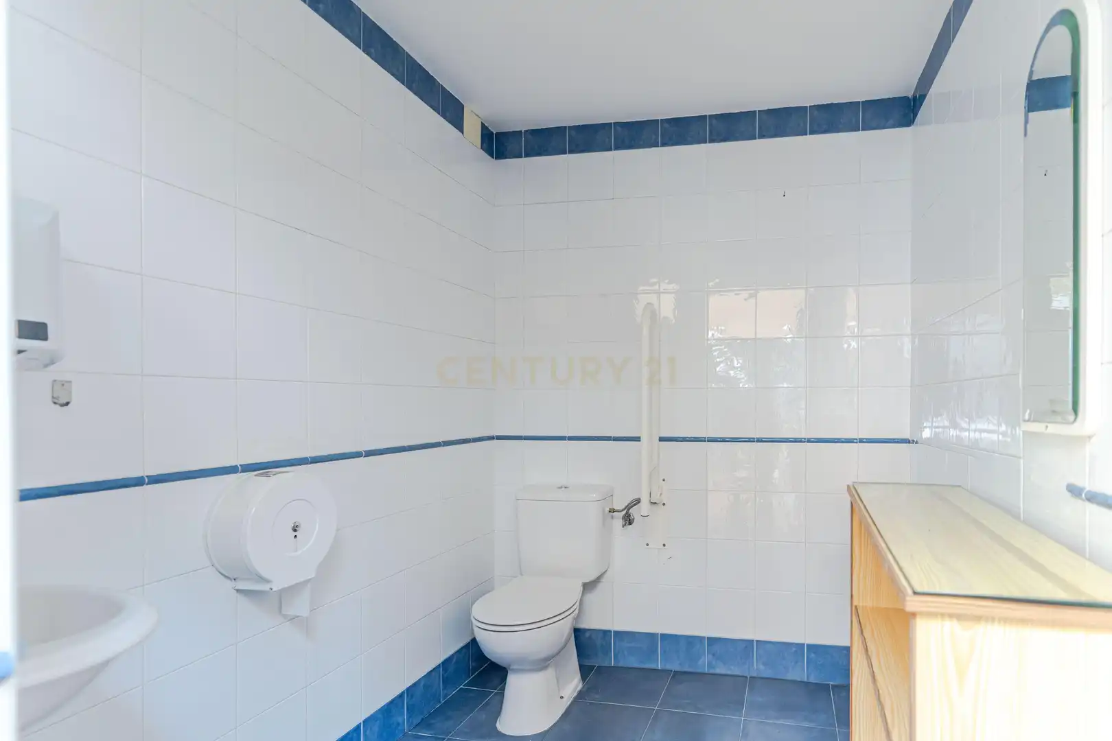 Badezimmer von Gebäude zum Verkauf in Alhama de Granada