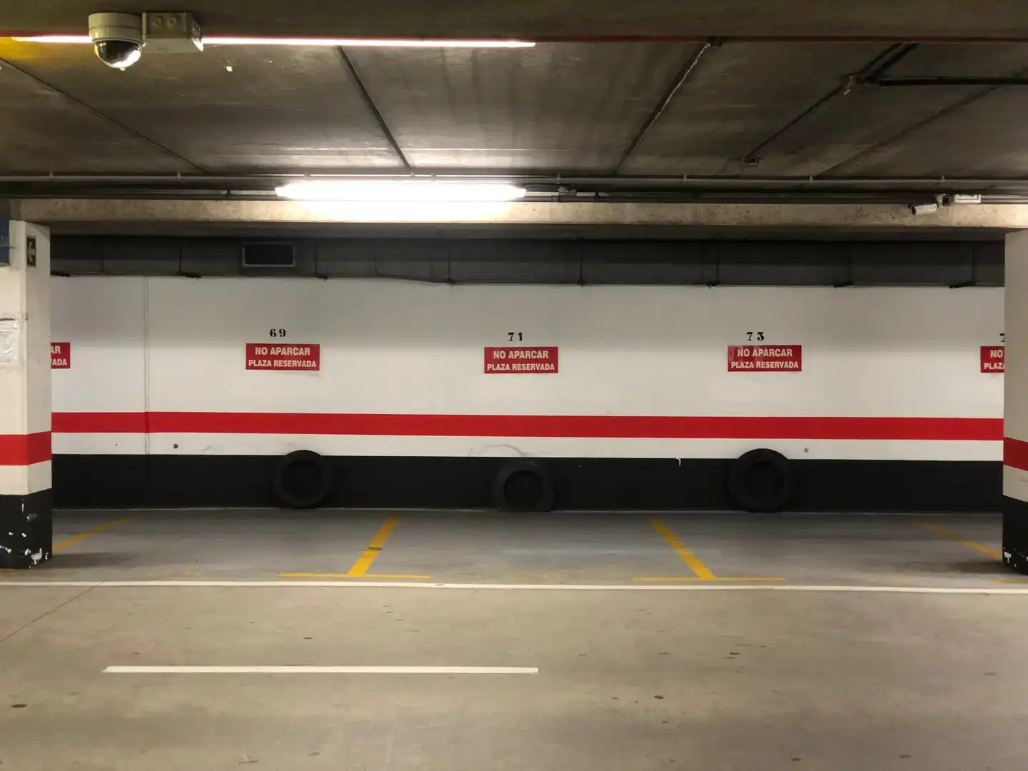 Parcheggio in affitto a Praza de Mina 1