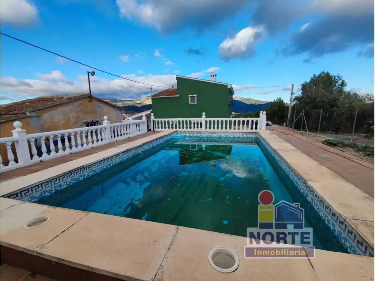 Vista exterior de Finca rústica en venda en Balones amb Aire condicionat, Jardí privat i Terrassa
