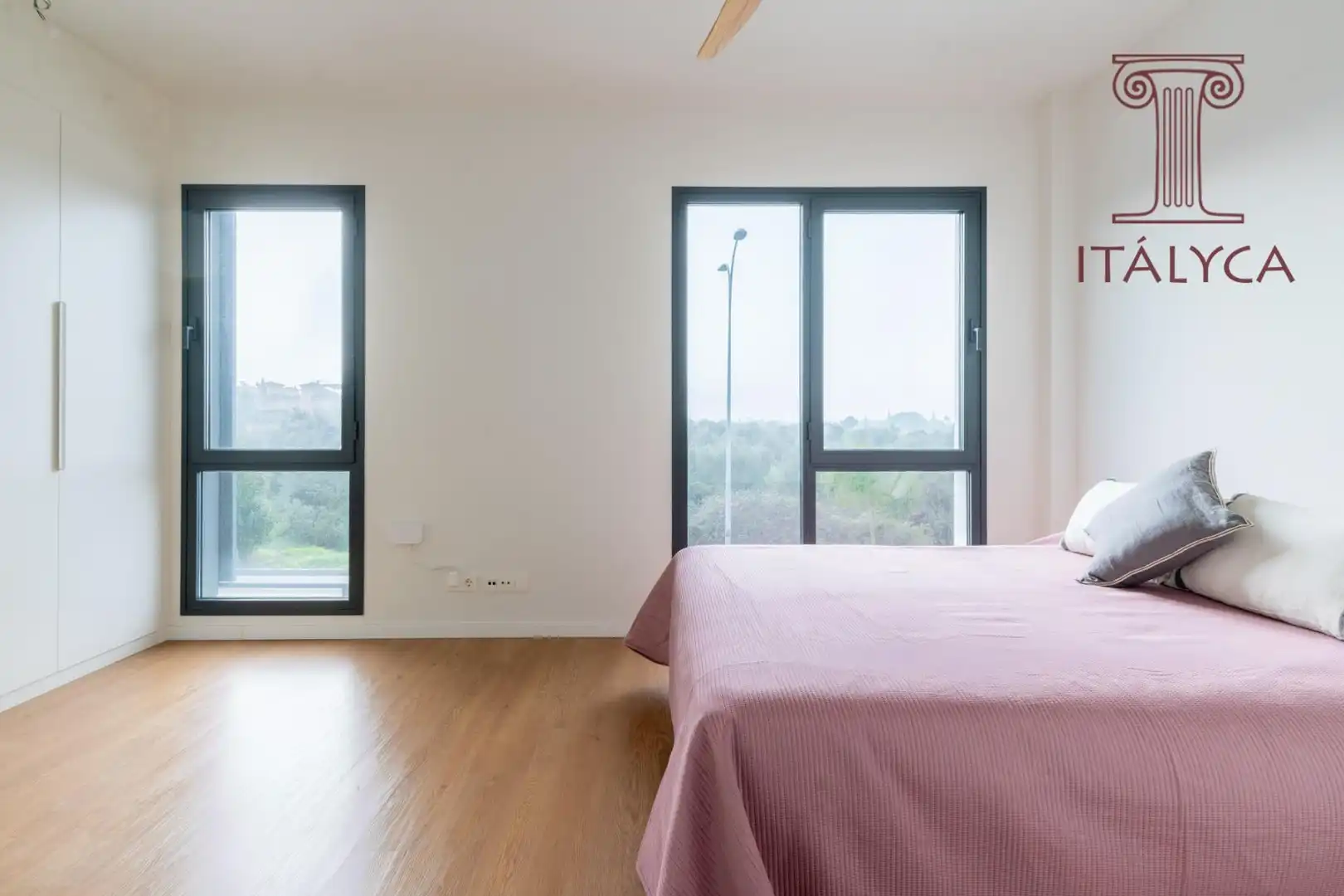 Bedroom of Detached homes for sale in Mairena del Aljarafe  with Heating, Private garden and Terrace