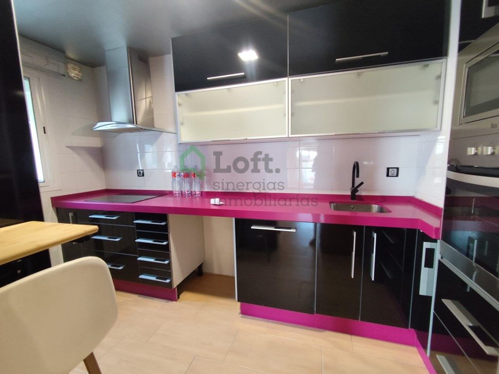 Kitchen of Flat for sale in Badajoz Capital  with Air Conditioner and Heating