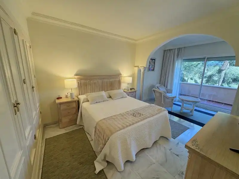 Apartamento con terraza en venta en Nueva Andalucía, imagen 10