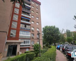 Exterior view of Flat for sale in Móstoles  with Parquet flooring, Terrace and Balcony