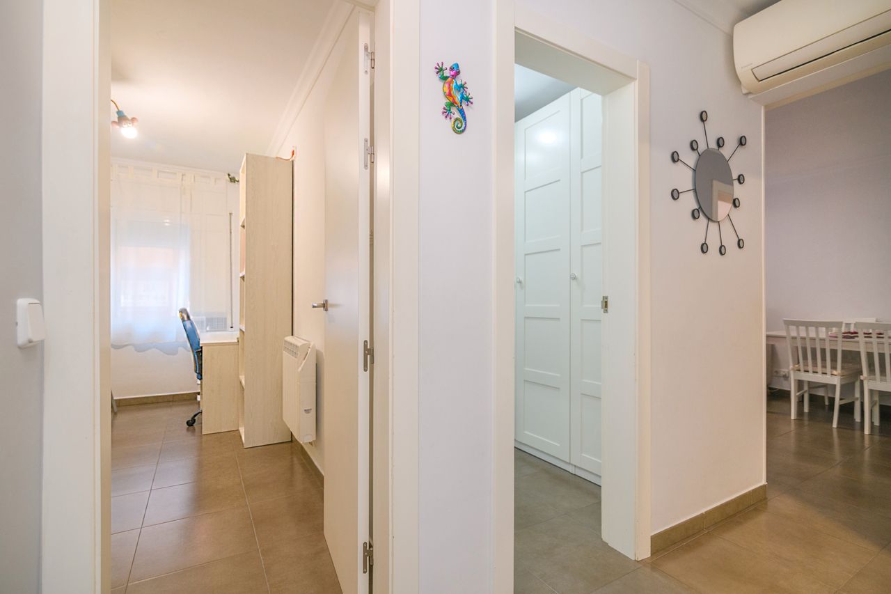 Piso en venta en Cornellà de Llobregat con Aire acondicionado y Calefacción