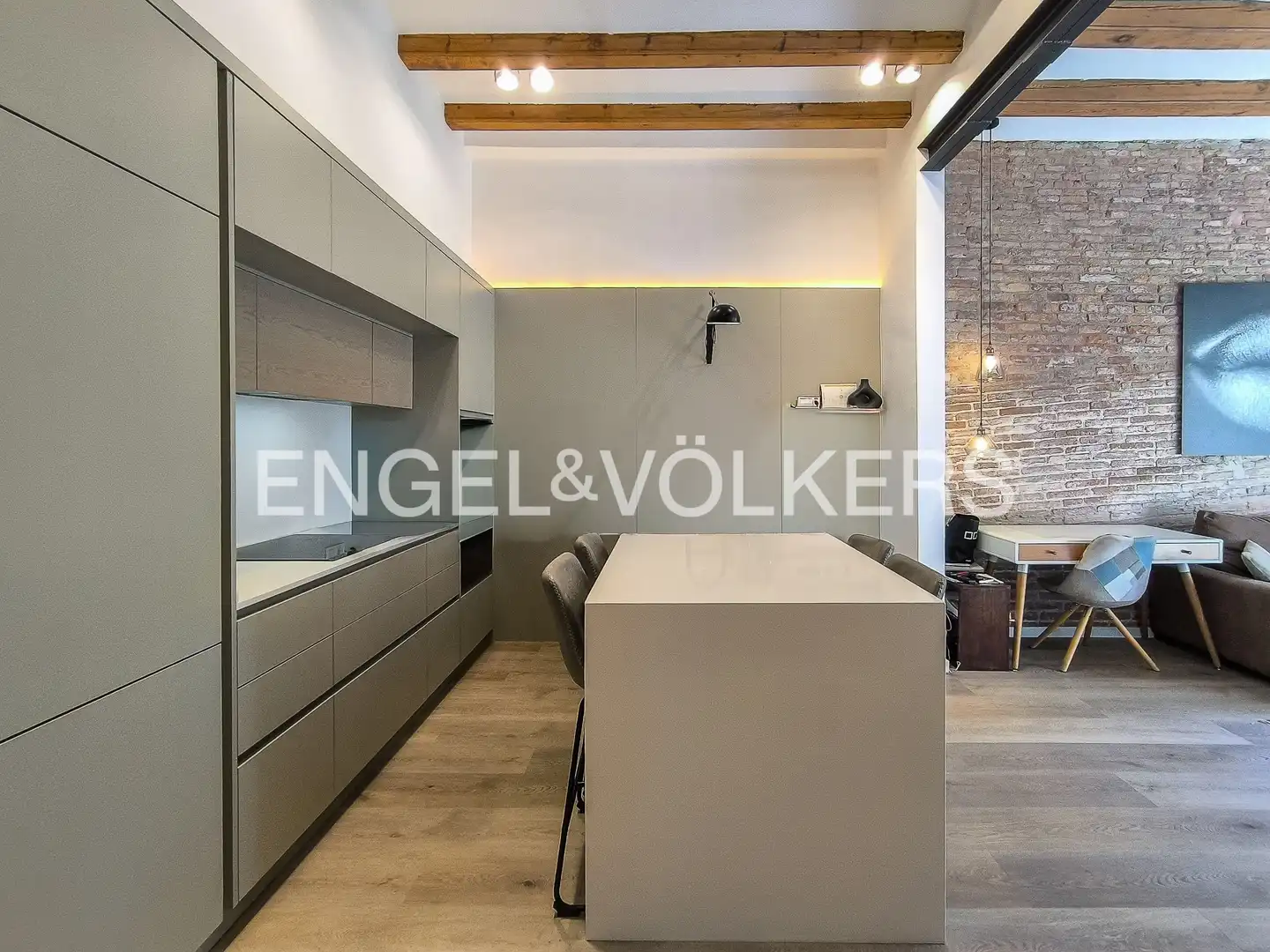 Cocina de Piso de alquiler en Barcelona con Aire acondicionado, Calefacción y Parquet