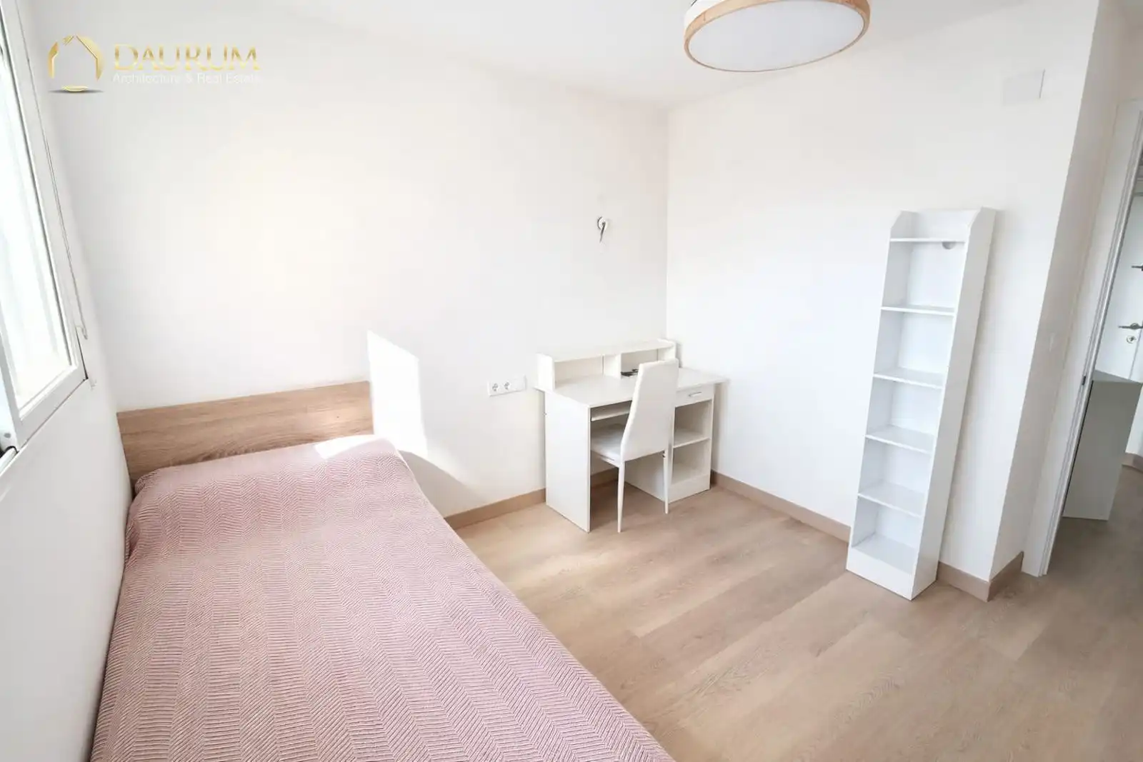 Appartamento con piscina in vendita a CALLE DE VIENA, 1, imagen 19