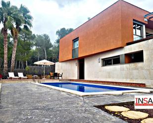 Swimming pool of Single-family semi-detached for sale in El Catllar   with Air Conditioner, Terrace and Swimming Pool