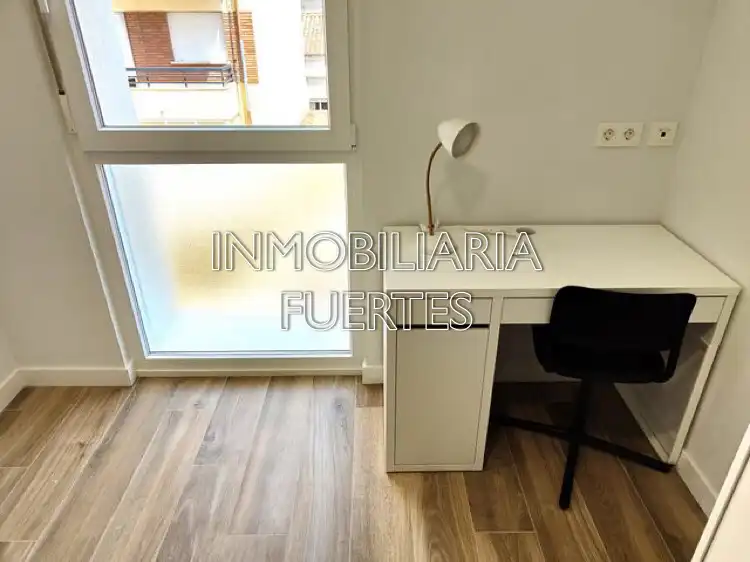 Flat for rent in Calle Demetrio de los Ríos, Las Ventas