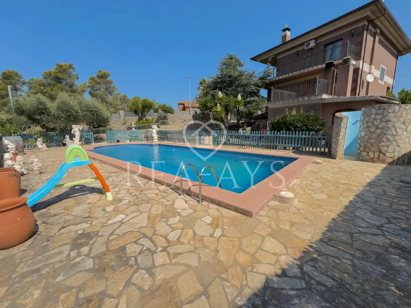 Villa con terrazza in vendita a Olesa de Bonesvalls, imagen 2
