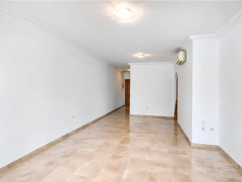 Wohnung zum Verkauf in Mijas mit Klimaanlage, Möbliert und Ofen
