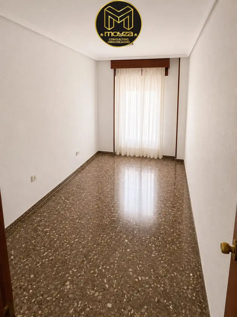 Piso con ascensor en venta en Belén - San Roque, imagen 3