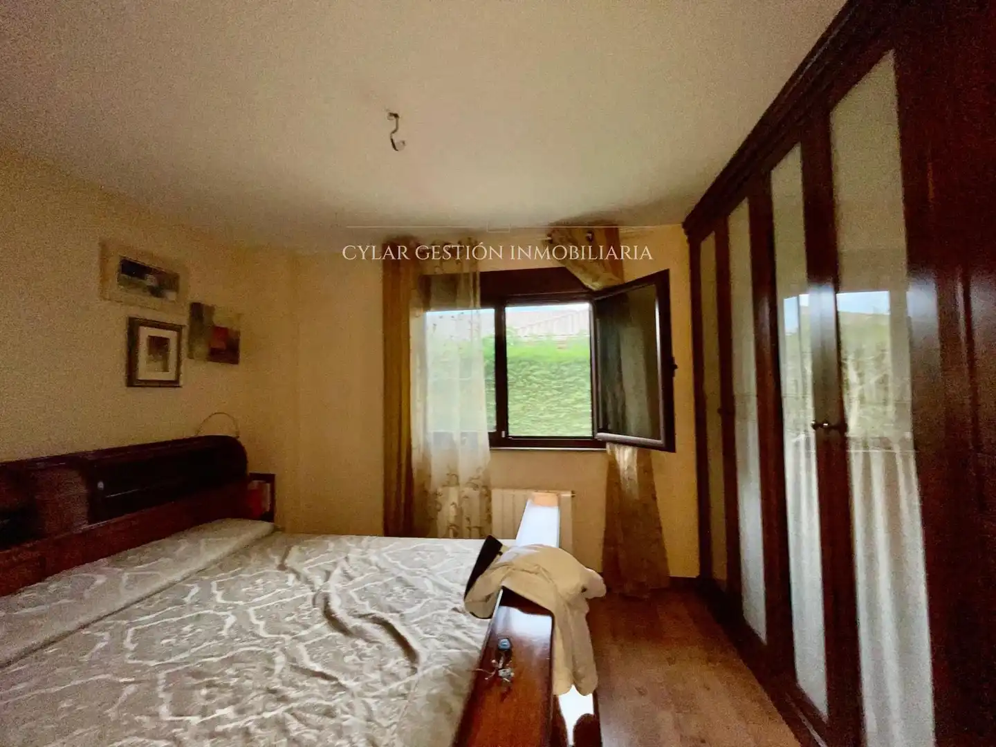 Habitación de Casa o chalet en venta en San Cristóbal de la Cuesta con Calefacción, Parquet y Terraza