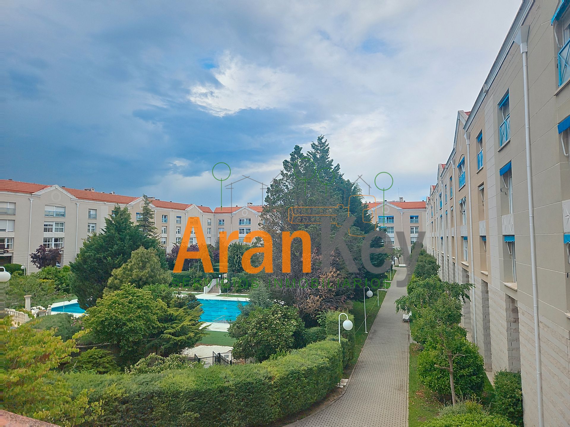 Exterior view of Flat for rent to own in Aranjuez  with Heating, Storage room and Balcony