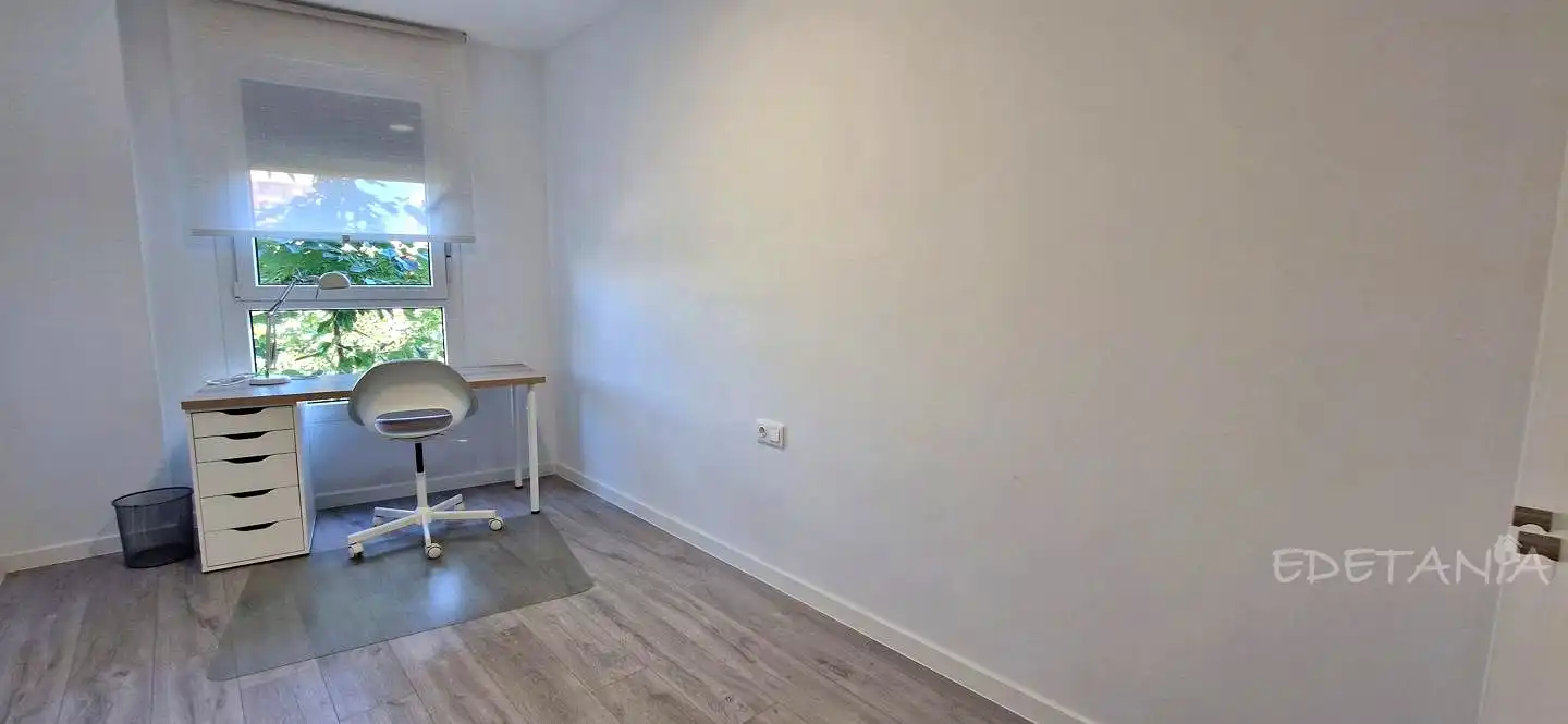 Flat for rent in José Martínez Boxeador, Alfara del Patriarca