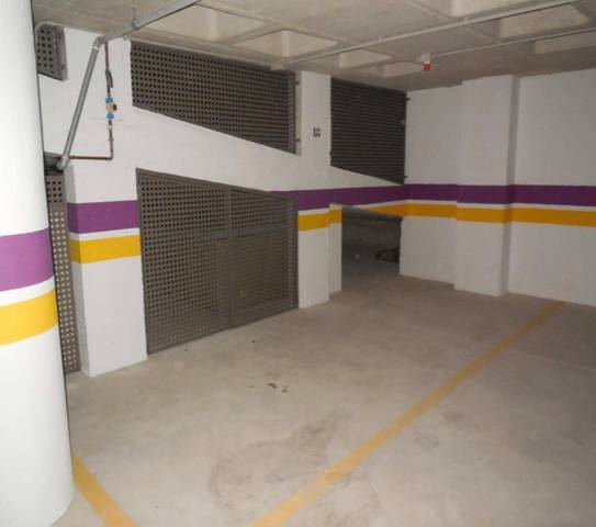 Garaje en Venta en Calle Bolivia, 7 en Archena