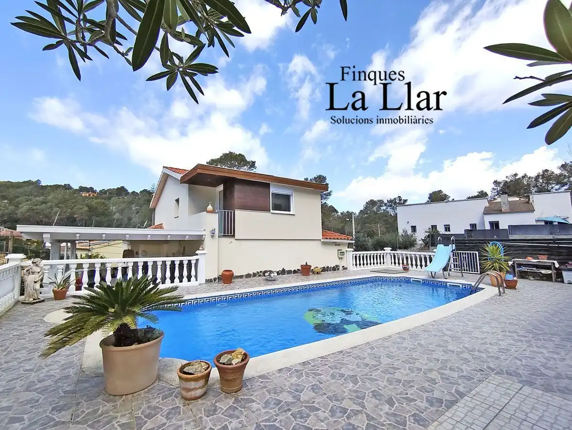 Vista exterior de Casa o xalet en venda en Olivella amb Aire condicionat, Calefacció i Terrassa